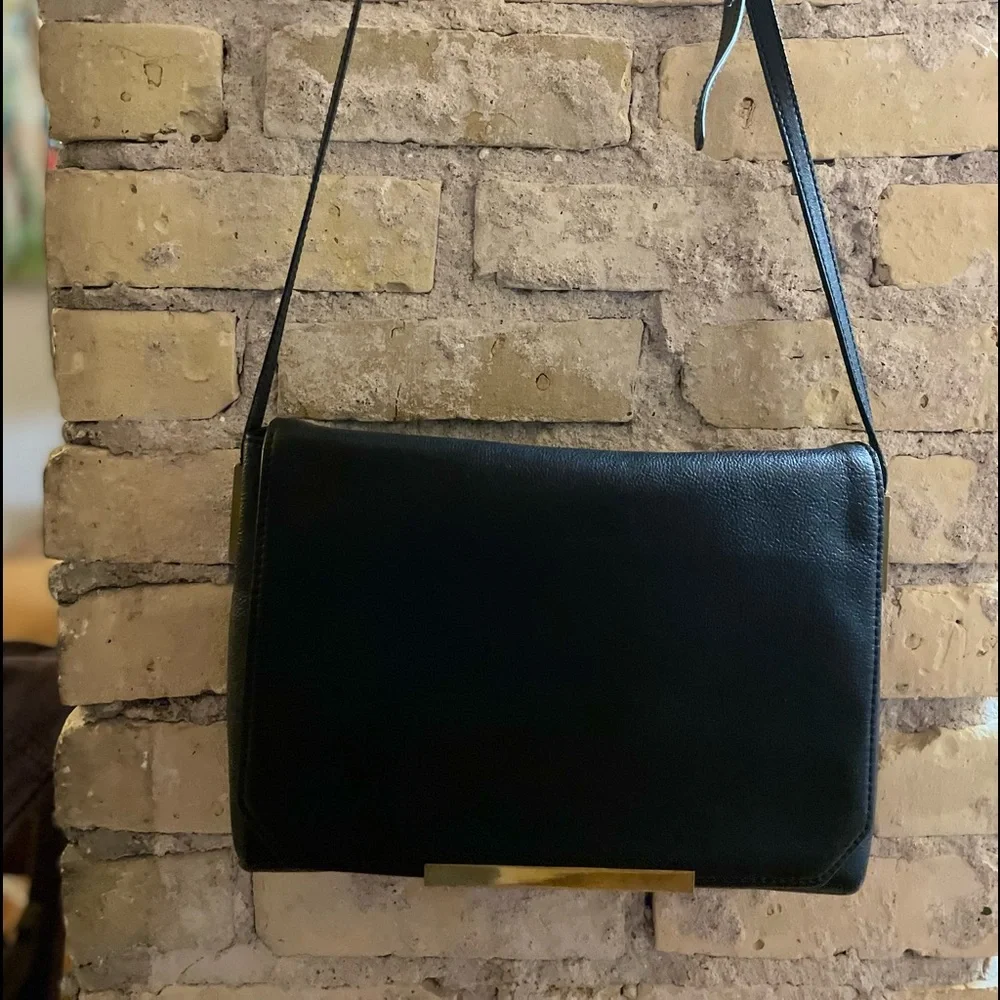 J Crew Black Crossbody - Picture 1 of 8